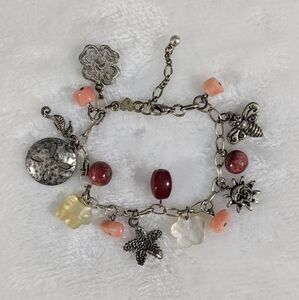 ❤️ American Eagle charm bracelet (flawed)
